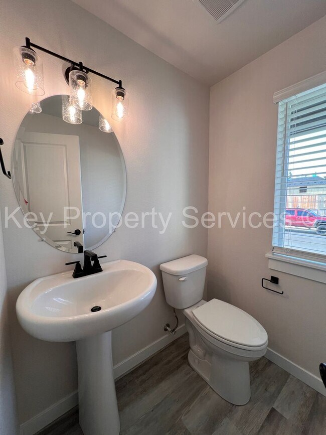 Photo - Gorgeous Modern Traditional Home in Brush ...