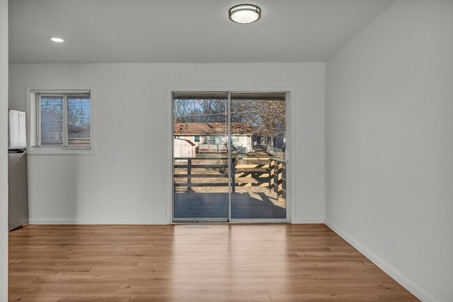 Photo - 3112 SW Grand Ct