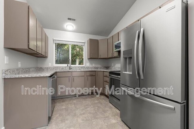 Photo - 784 N 1060 W