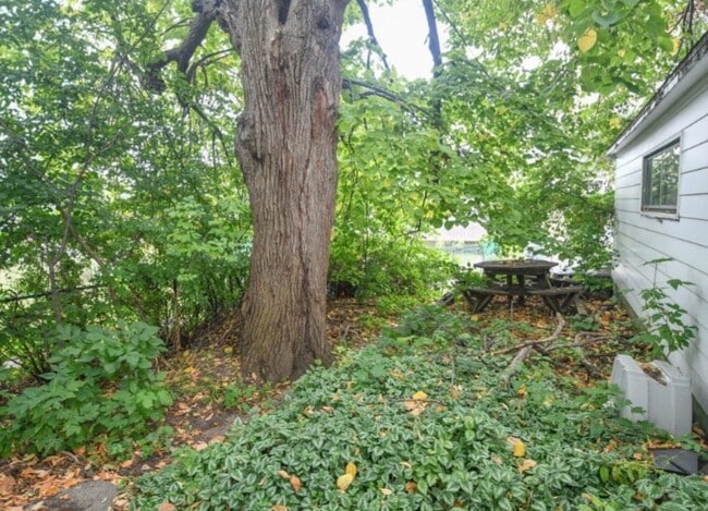 Photo - 3332 S Whitnall Ave Unit UPPER