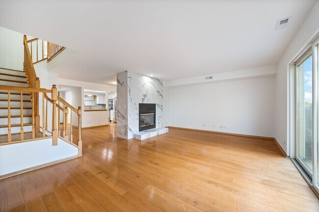Photo - 815 Pearson St Unit 10