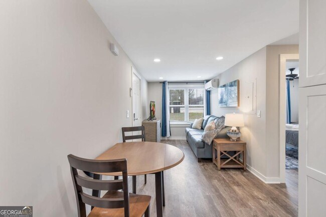 243 N Georgia Ave Unit A