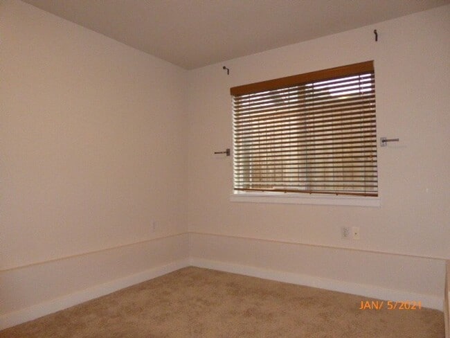 Photo - Beautiful 3 Bed 2.5 Bath Townhome in Roosevelt, Seattle