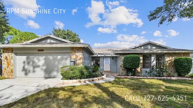 Photo - 4310 Columbus Way S