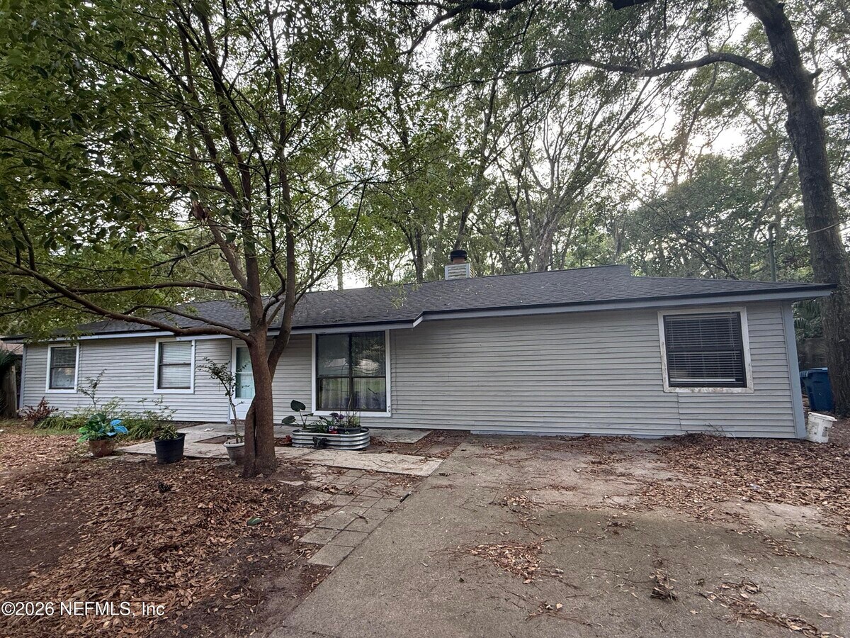 Photo - 568 San Pablo Rd N