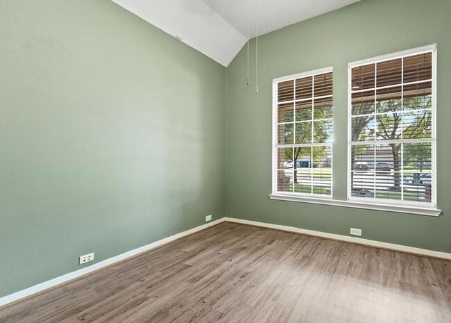 Photo - 31030 Imperial Walk Ln