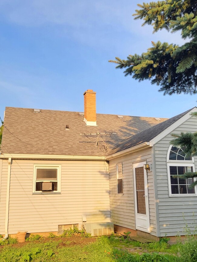 Photo - Kenosha House