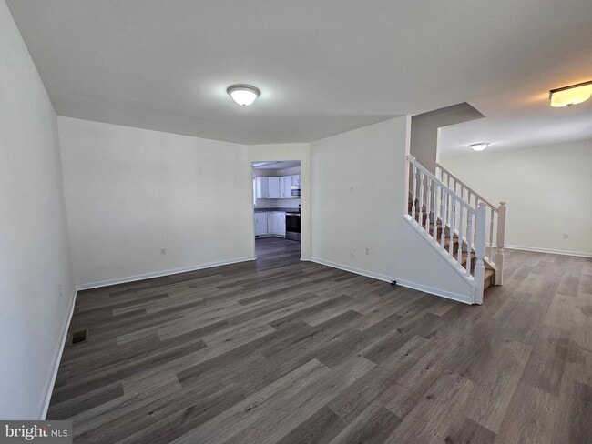 Photo - 23 Lordship Ln