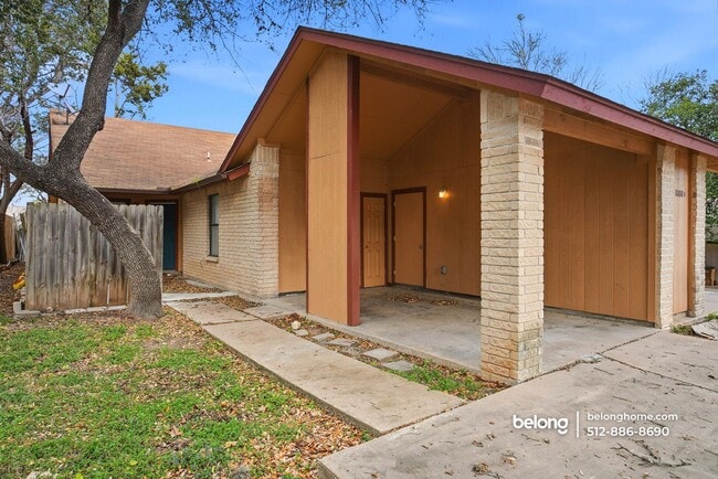 Photo - 1000 Milford Way