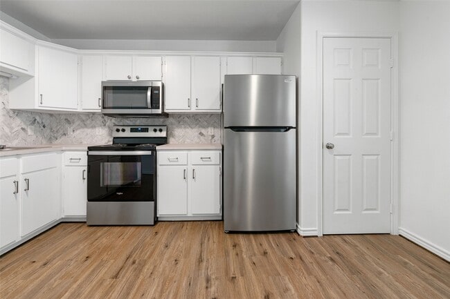 Photo - 210 Brazos St