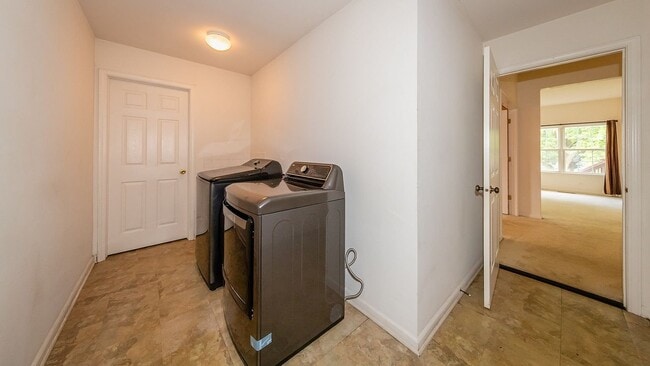 Photo - 2803 Bluewater Cir