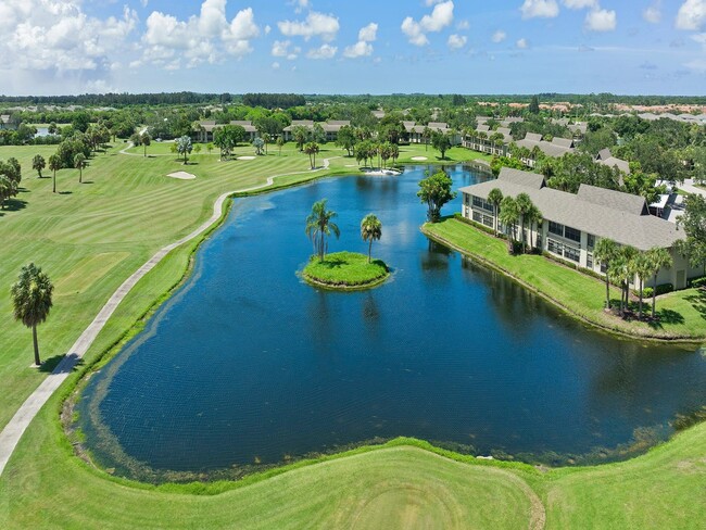 Building Photo - 28 Plantation Dr Unit 202