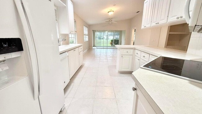 Photo - 7701 Pine Island Way