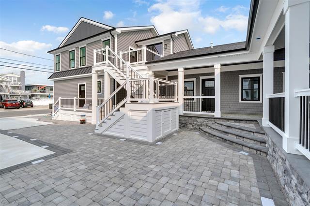 Photo - 204 E Primrose Rd