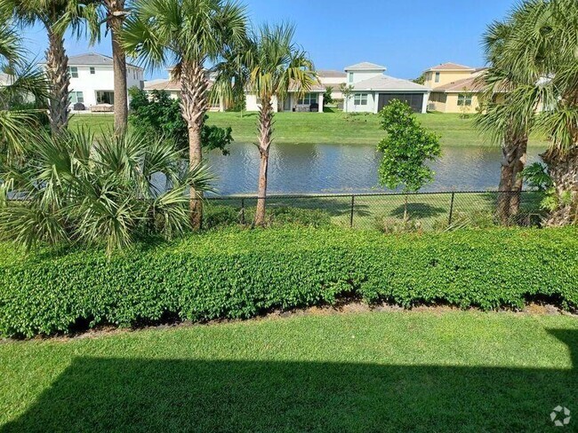Building Photo - 4000 Crystal Lake Dr Rental