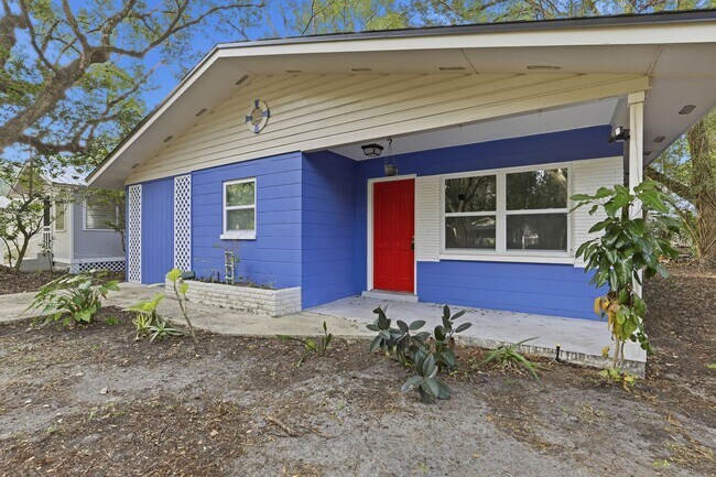 Photo - Beautiful, renovated 3 bedroom 1 bath home