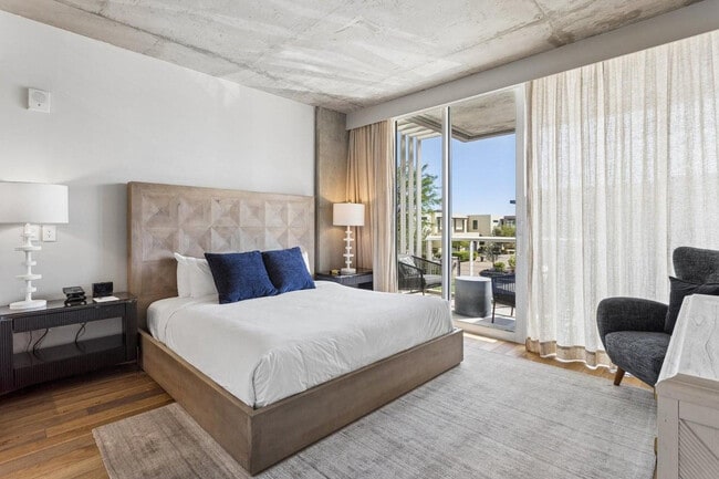 Photo - 5455 E Lincoln Dr Unit 1010