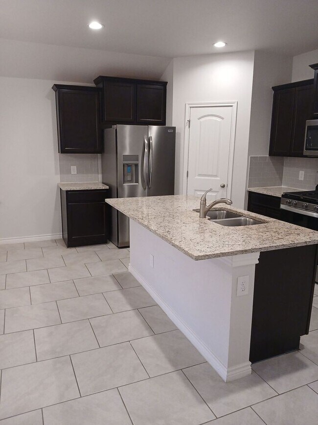 7701 Lariat Toss Dr House House Rental in Corpus Christi, TX