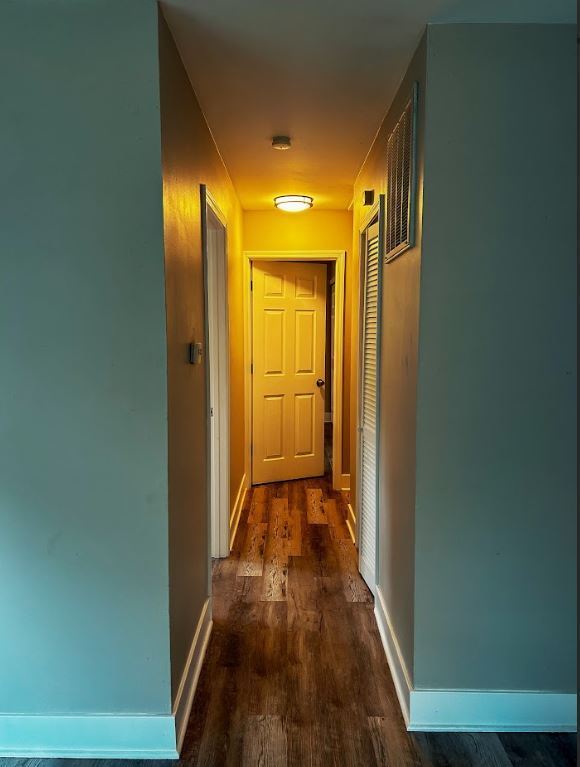 Photo - 2424 Marshalltown Dr