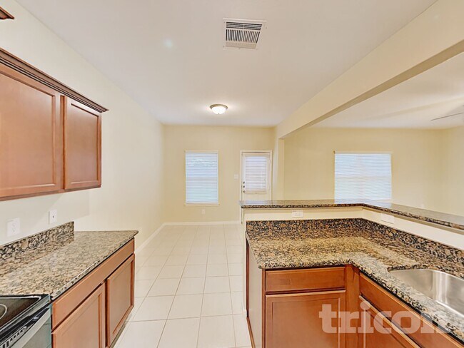 Photo - 600 Totem Trail Dr