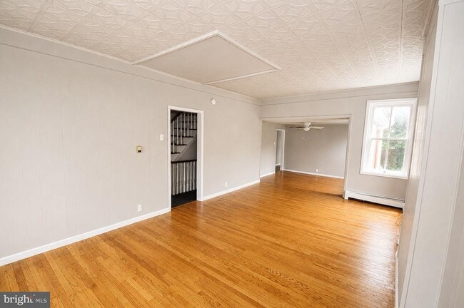 Photo - 316 E Union St