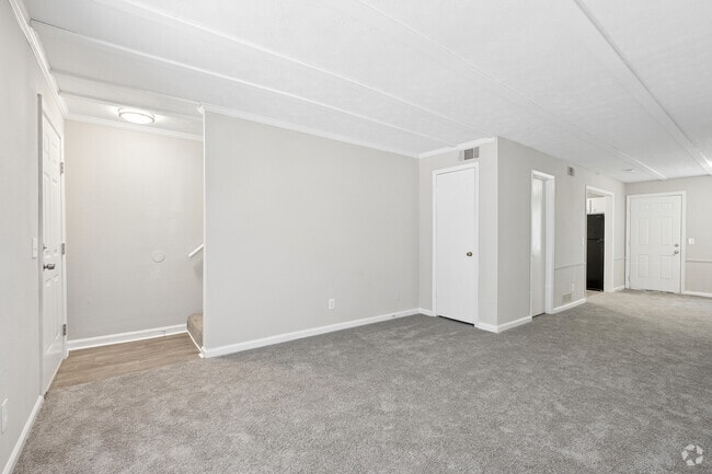 2BR, 1.5BA - 1,150SF - Living Room