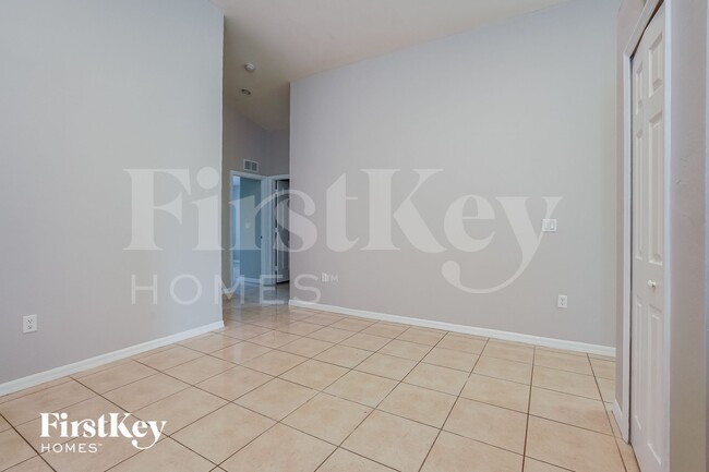 Photo - 317 Melissa Dr