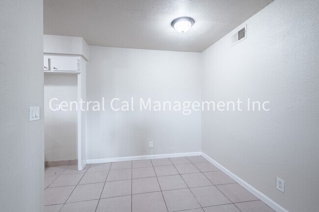 Photo - 813 Karma Ct Unit Apt D