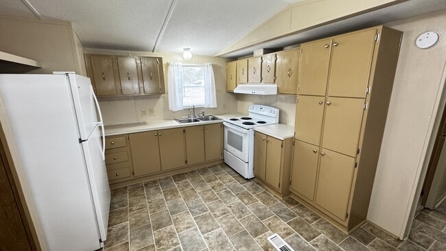 Photo - 115 Duck Pond Ln