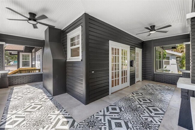 Photo - 2830 2nd Ave N