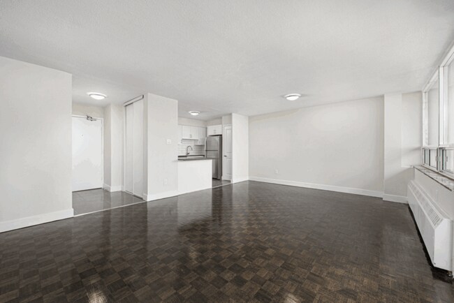 Photo - 2397 Finch Avenue W