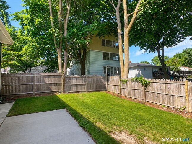 Photo - 893 Highland Ave