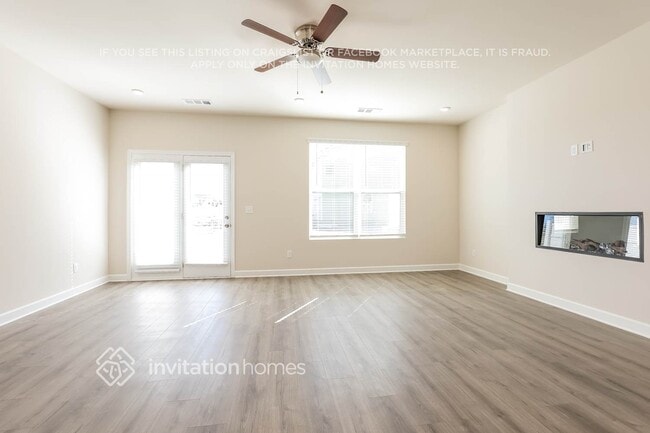 Photo - 304 Nessa St