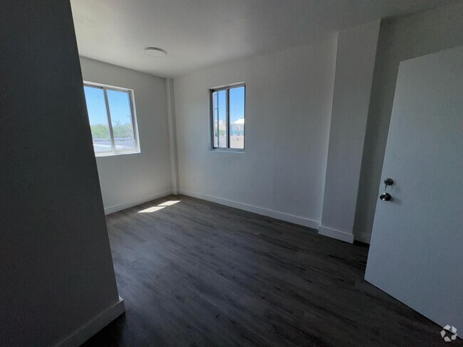 Building Photo - 6211 NW 7th Ave Unit #1 Rental