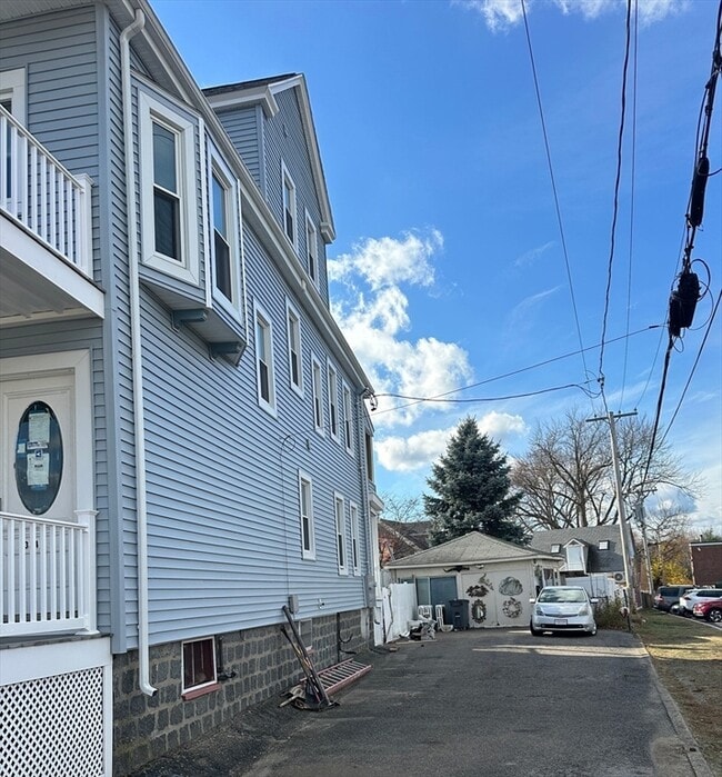 314 Massachusetts Ave Unidad 2