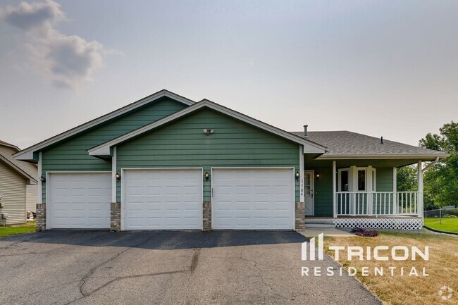 Building Photo - 1104 142nd Ln NW Rental