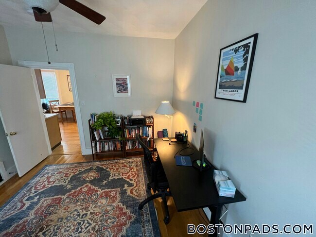 Photo - 24 Ellington Rd Unit 2