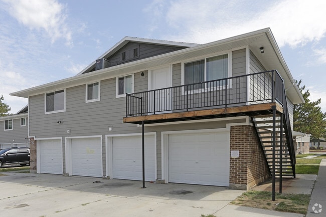 Carmel Pines Available!! - Boulder Pines Apartments