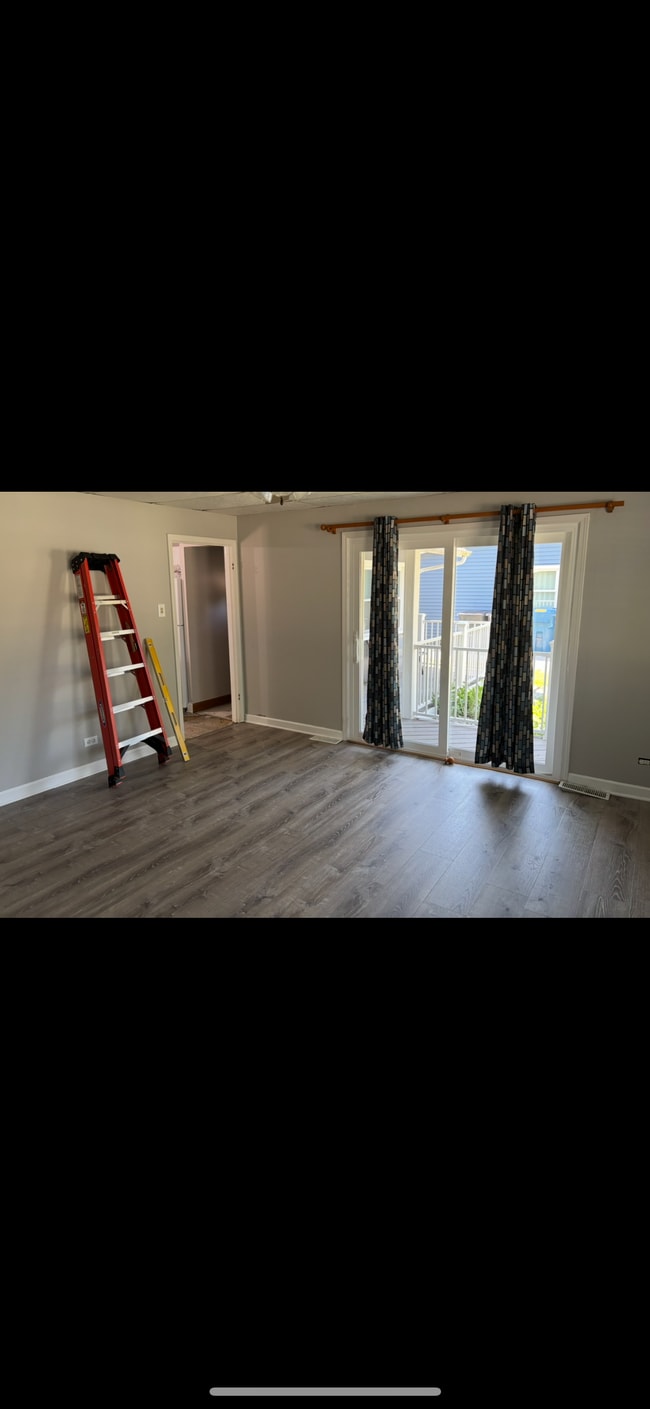 Building Photo - 510 215th St Rental