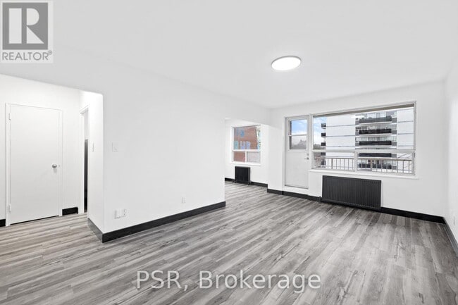 Photo - 600 Eglinton Ave W Unit 209