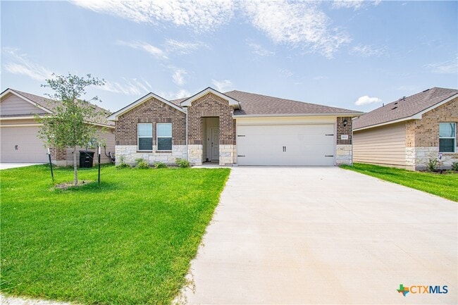 Building Photo - 1412 Rolling Thunder Dr Rental