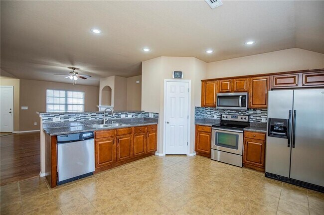 Photo - 5403 SW Carlisle St House