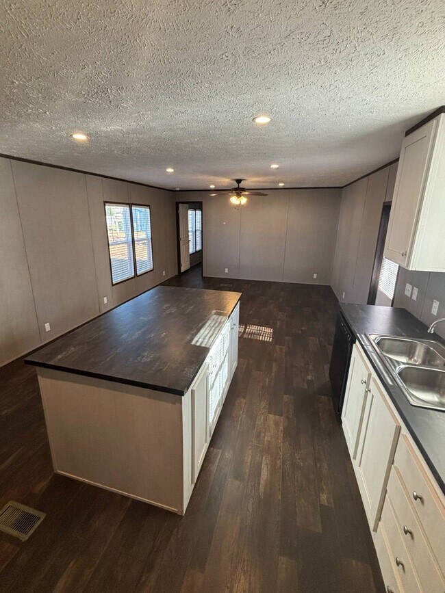 Photo - 3212 Plateau Dr