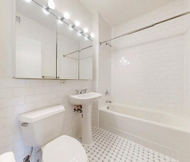 Photo - Washington Street Unit 5W