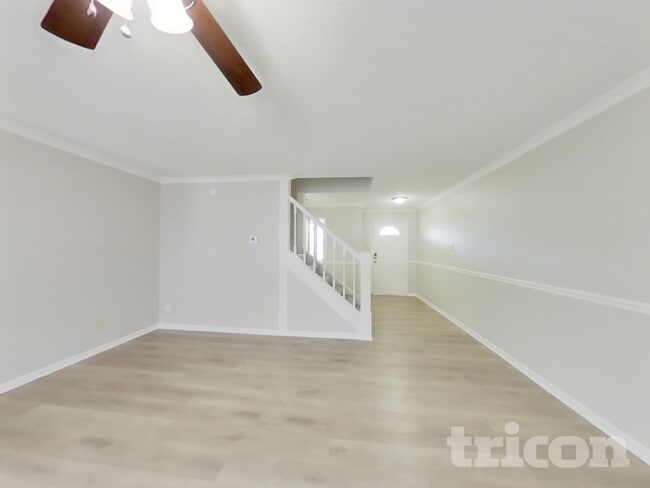 Photo - 1997 Evergold Cir