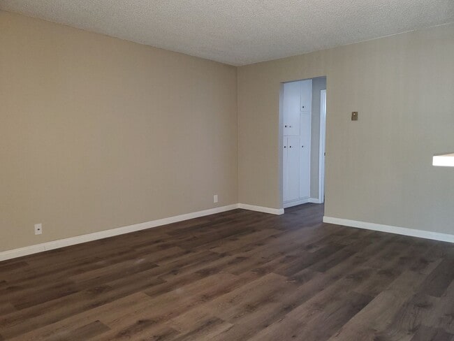 Photo - Spacious 1 Bedroom 1 Bath Upstairs Apartment Unit 3462