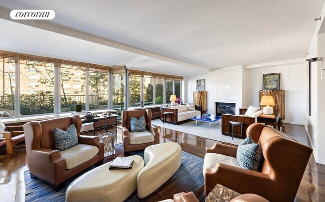 Building Photo - 224 W 18th St