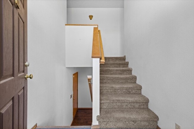 Photo - 634 Skyhawk Dr