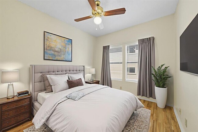 Photo - 2804 Rio Grande St Unit 205