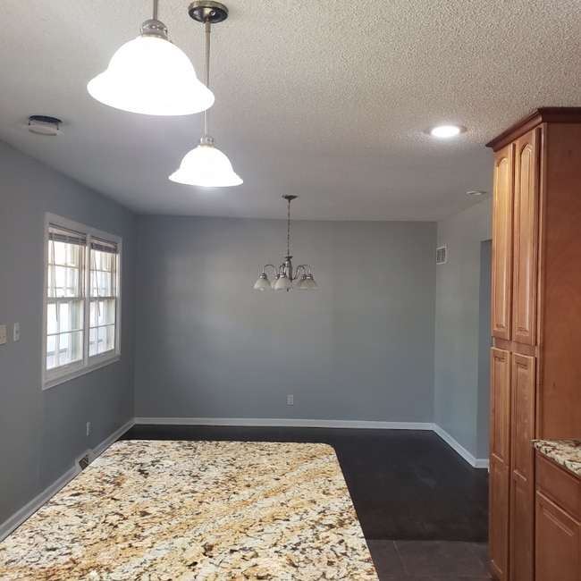 Photo - 7808 E 128th St